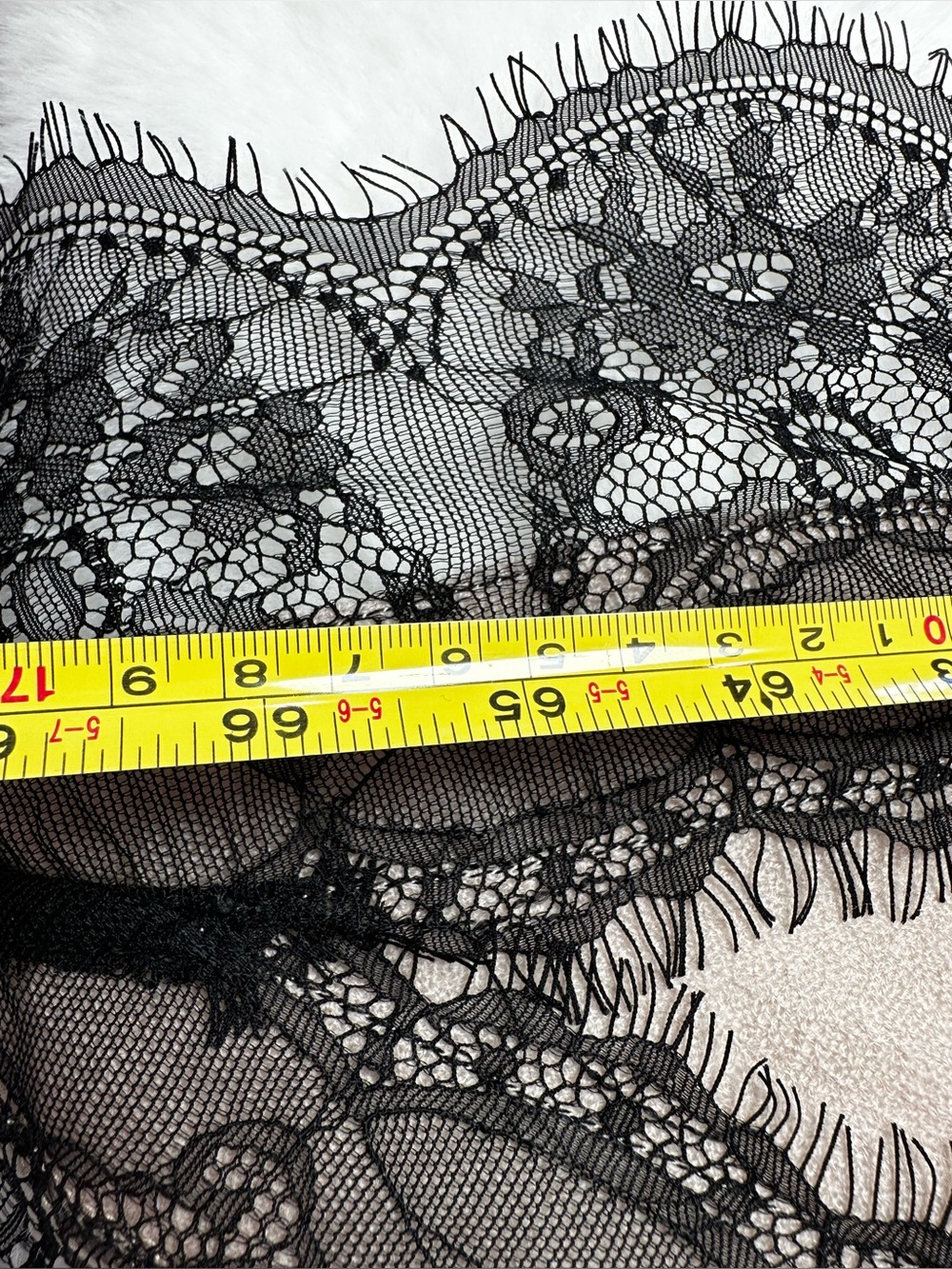 La Fiorentina Taupe Wrap with Black Floral Lace Edging triangle - Picture 8 of 12